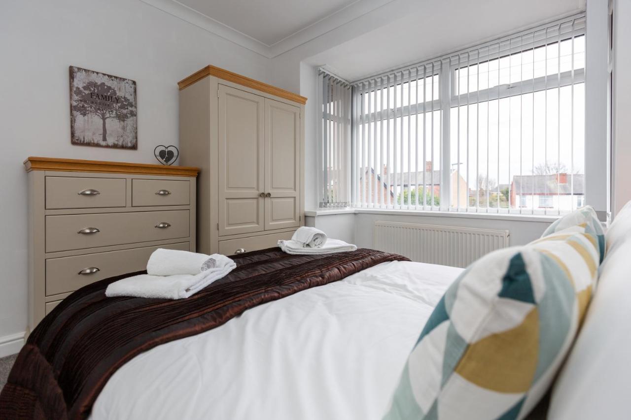 Hillside House - 2 Bedrooms Parking Wi-Fi Hospital Blackpool Exterior foto